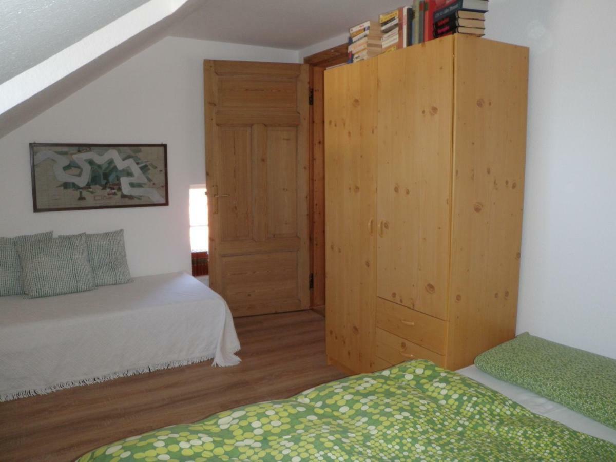 Gaestehaus Kloen-Stuuv Delve Buitenkant foto